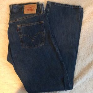 Mens Levi’s 501 Button Fly 33x34 Jeans